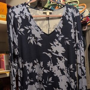 Dana Buchman Navy and Light Blue Floral Tunic